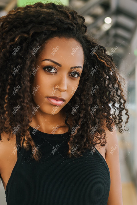 Portrait Belle Femme M tisse Avec Cheveux Photo 211 Jolixi 